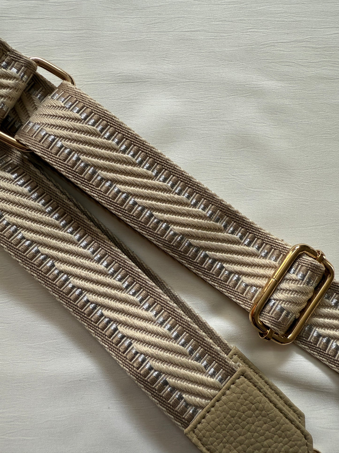 BLOCK BEIGE BELT WITH POUCH