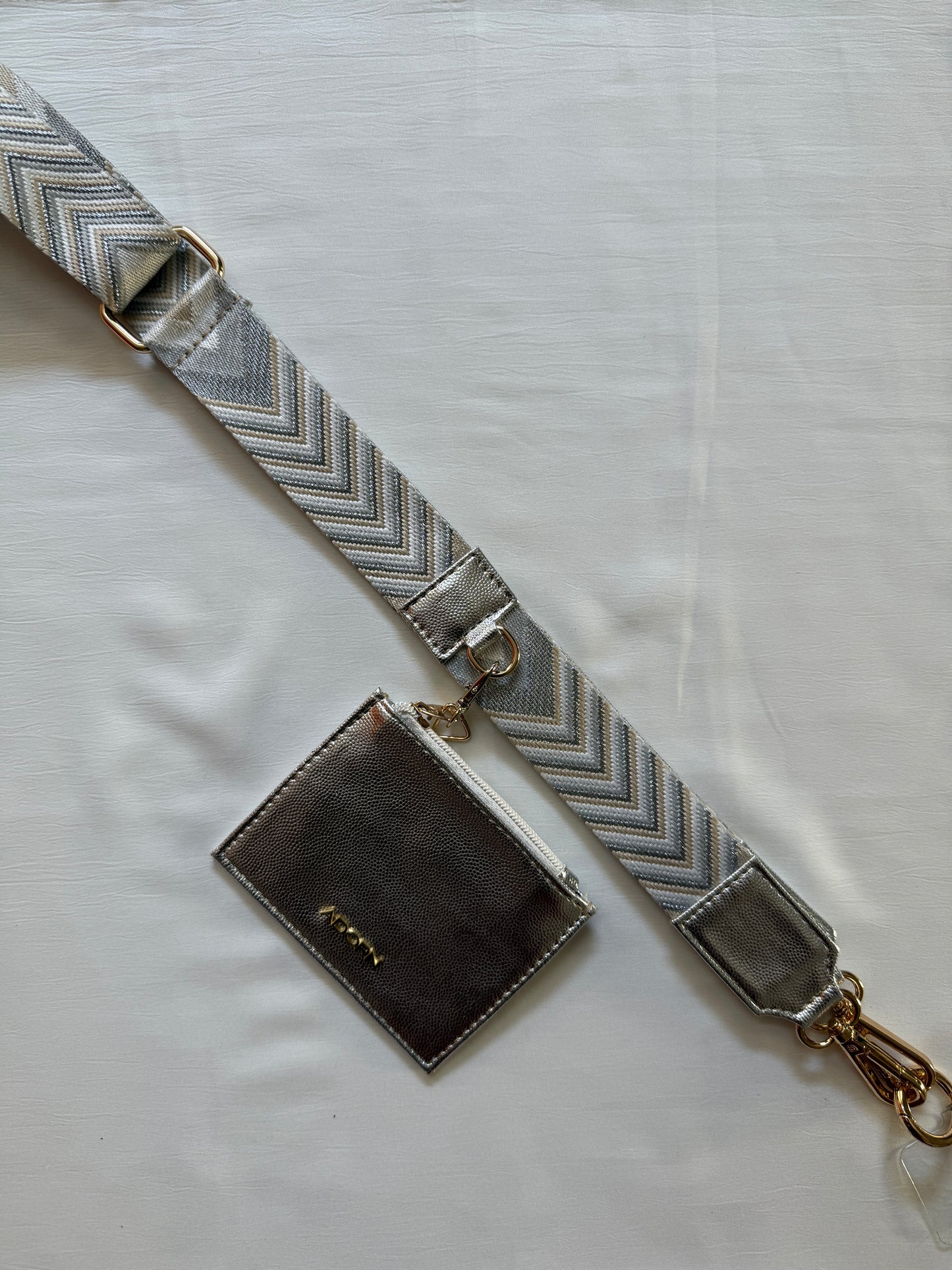 ARROW SILVER BELT WITH POUCH