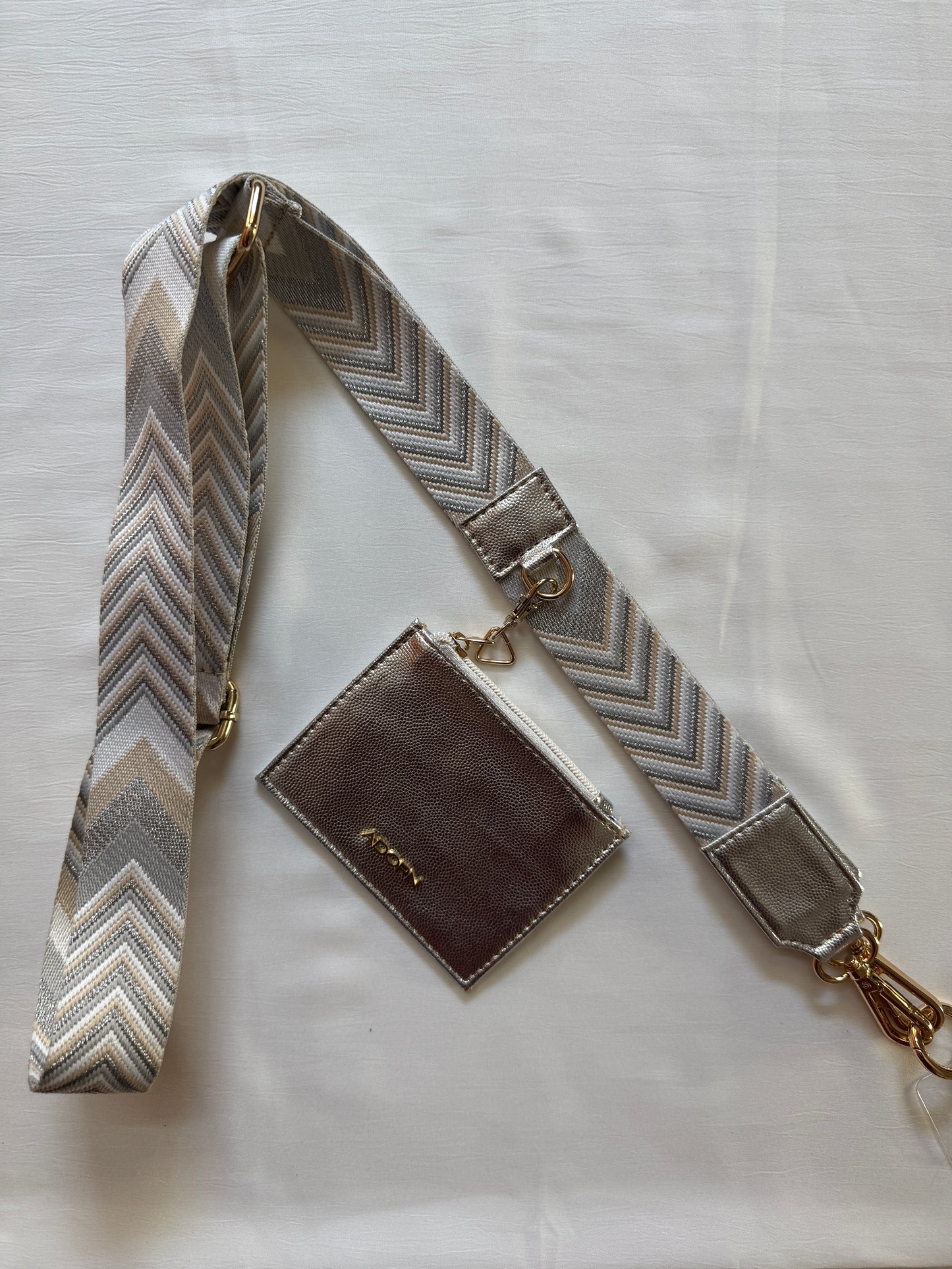 ARROW SILVER BELT WITH POUCH