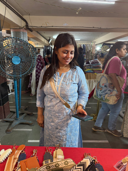 BLOCK WHITE BELT WITH POUCH